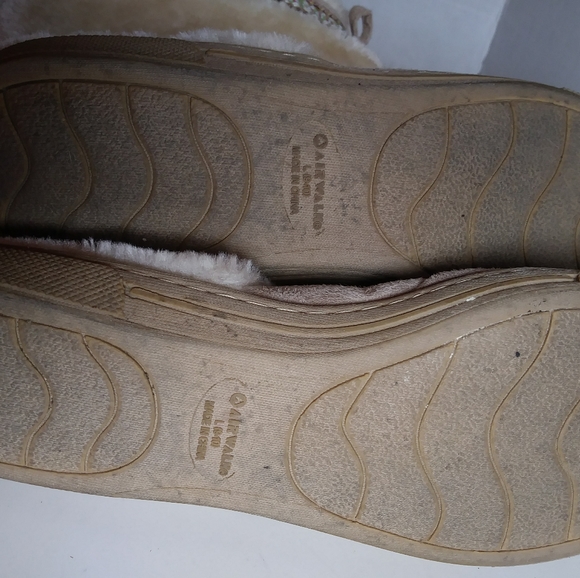 AIRWALK MOCCASIN SLIPPERS LARGE 9-10 - Picture 4 of 5